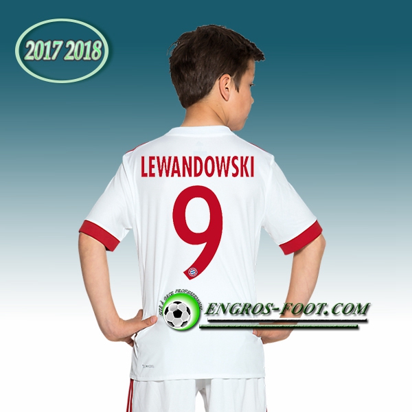 Engros-foot: Ensemble Maillot Foot Bayern Munich Enfant LEWANDOWSKI 9 Third 2017 2018 Blanc Thailande